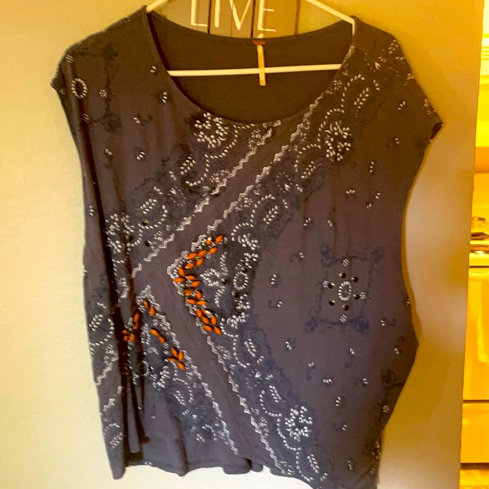Free People——